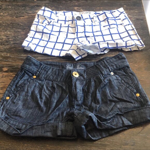 GUESS Jean short and White Checkered Jean short both size: 26 - Picture 2 of 5